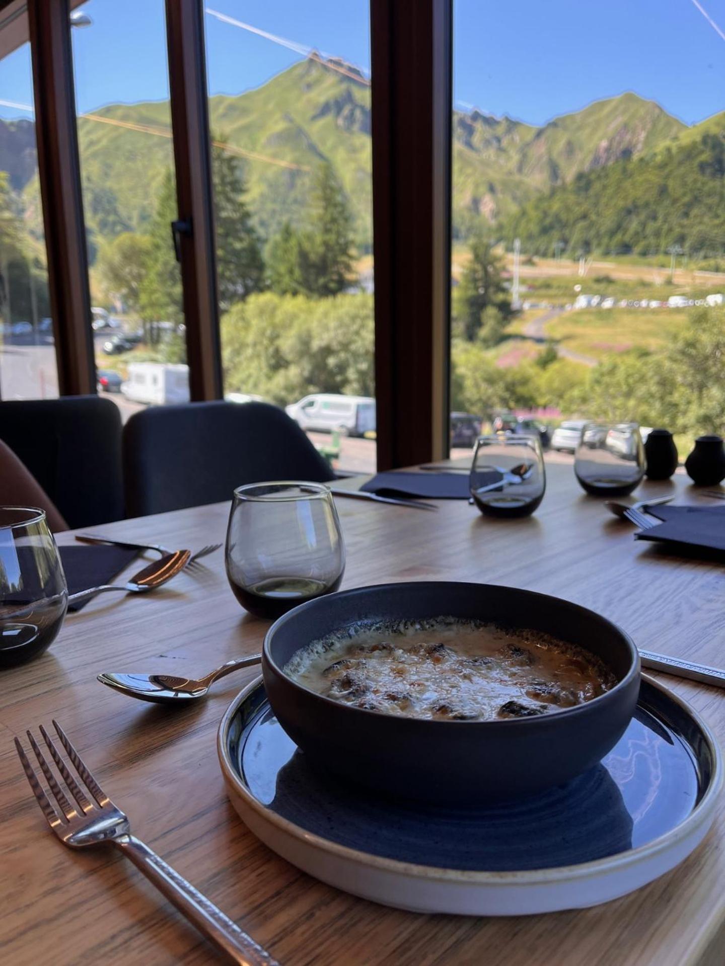 Hotel Du Puy Ferrand , Restaurant La Table De L'Ours Mont-Dore Kültér fotó